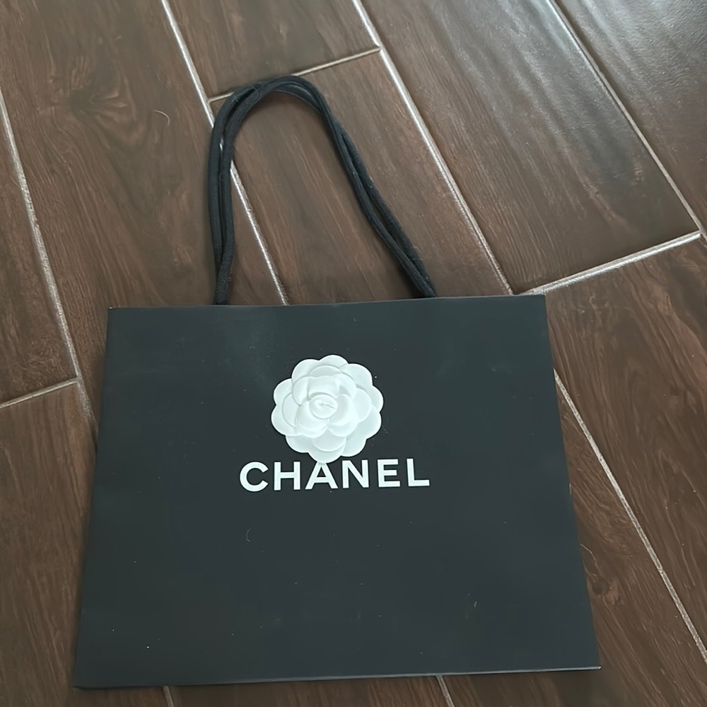 Chanel shopping bag or gift bag